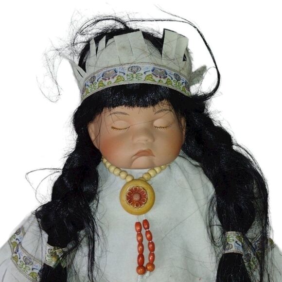 14" Sweet Doll Handmade Embroidered Native American Indian First Nation Outfit - Picture 4 of 10